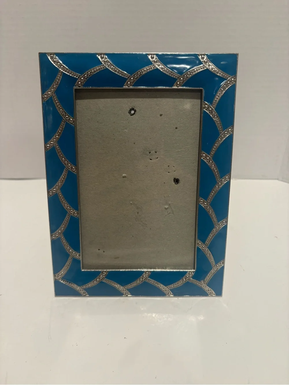 Teal Blue Picture Frame with Silver Scallop Accents For 4x6 Picture